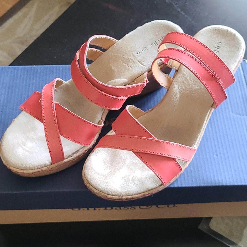 G.H. Bass & Co. Coral Wedges
